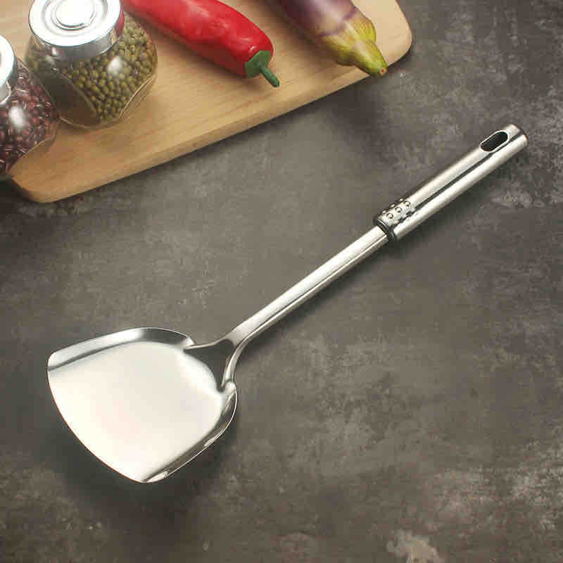 Inox spatula za wok i šerpu — praktična kuhinjska lopatica