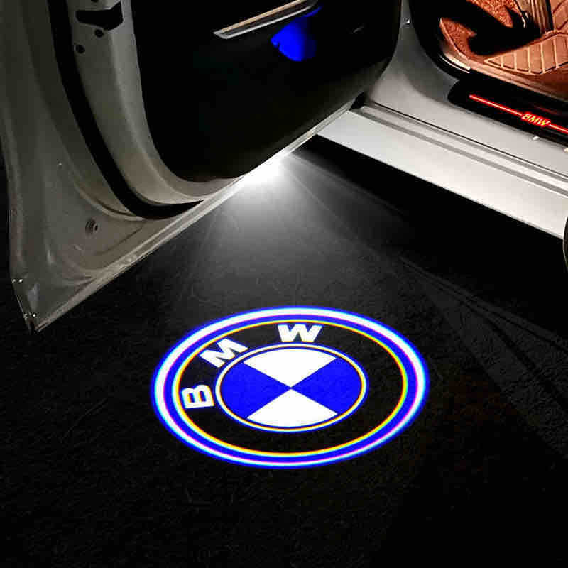 LED projektor za vrata automobila — projekcija logoa (BMW motiv)