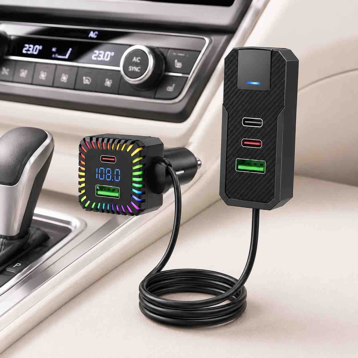 Auto FM transmiter sa trostrukim USB punjačem (USB-C + USB-A)
