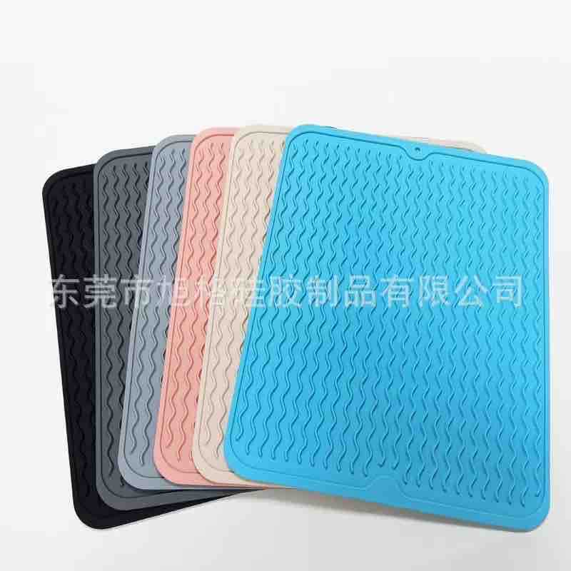 Silikonski kuhinjski podmetač / driedraining mat 30/40 cm