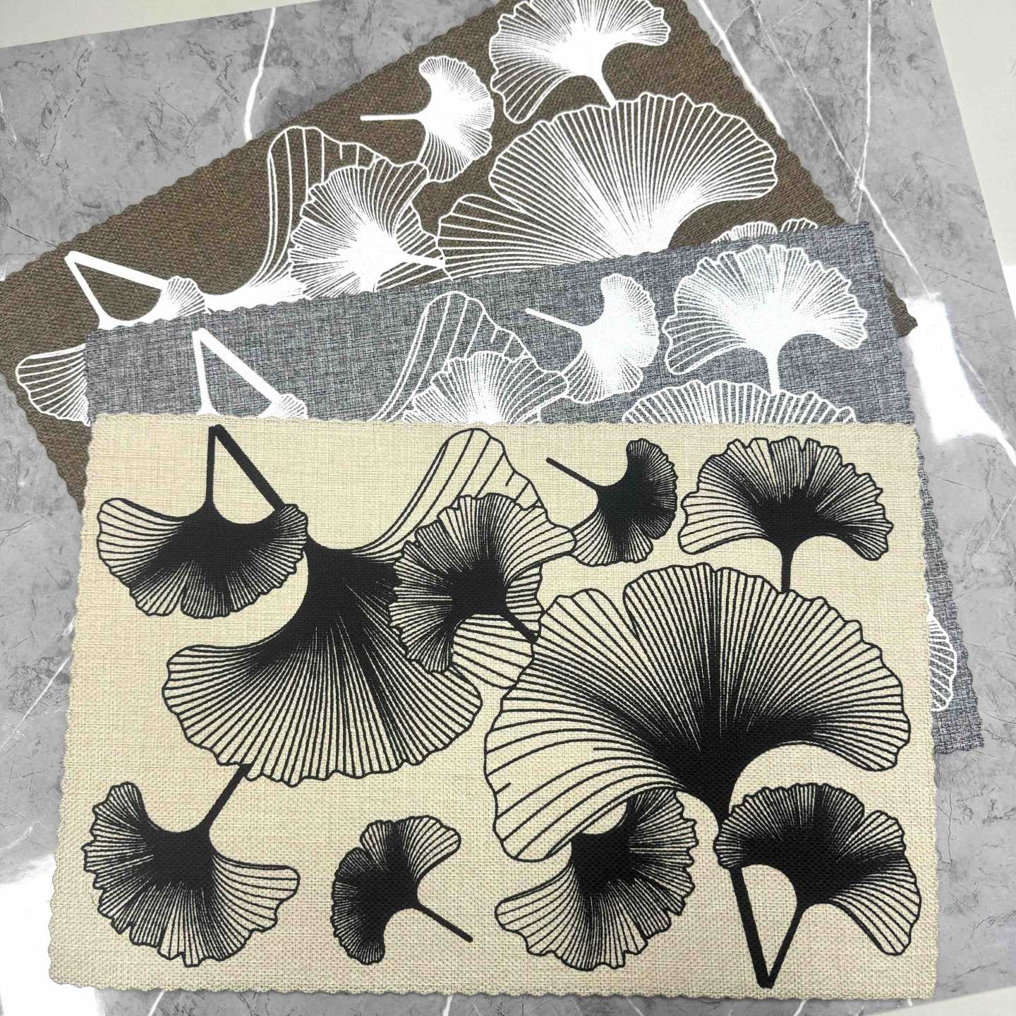 Set stolnih podmetača 30×45 cm, pakovanje 12 komada — listovi