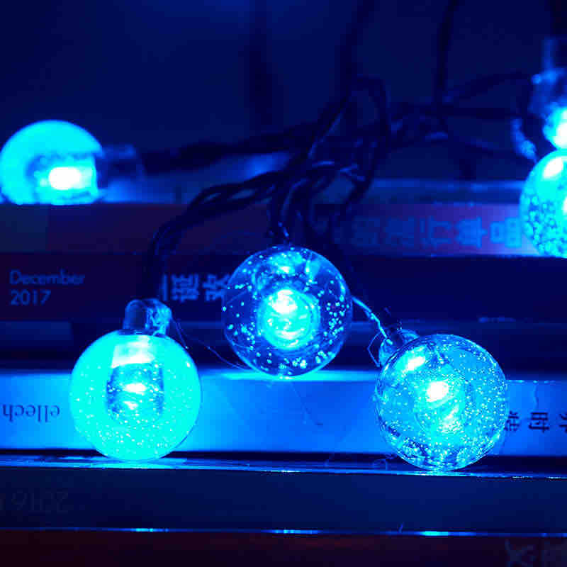 LED ukrasna girlanda 12 kuglica, 3 m – hladno bijela