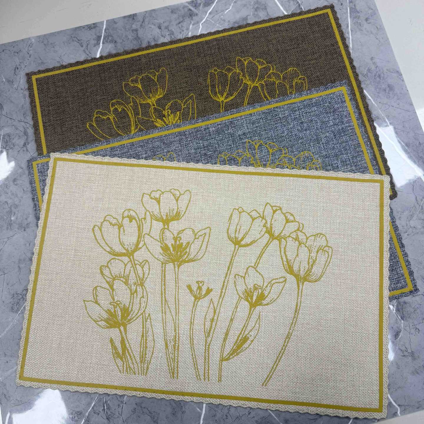 Set 12x stolnih podmetača 30x45 cm — cvjetni dezen, miks boja