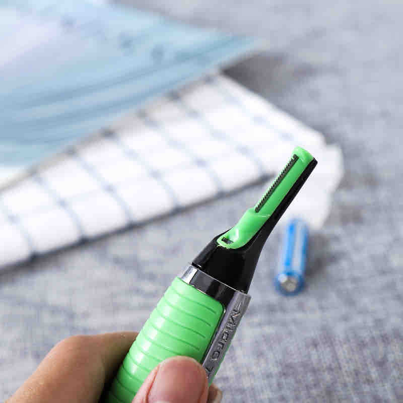 MicroTouch MAX baterijski trimer za nos, uši i detaljno podrezivanje