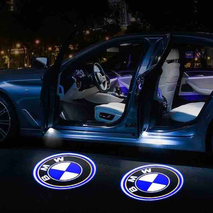 LED projektor za vrata automobila — projekcija logoa (BMW motiv)