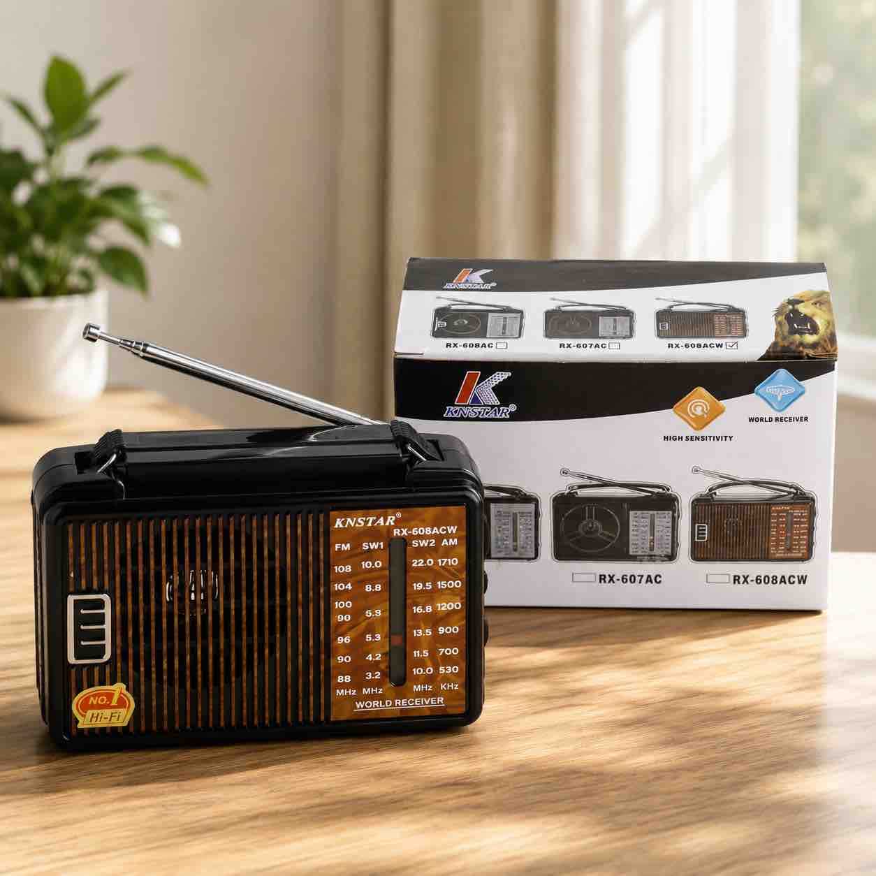 Prenosni radio RX-608AC sa teleskopskom antenom i ručkom