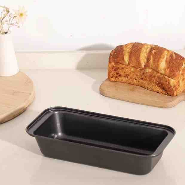 Metalni kalup za kruh i kolače 31×13 cm, neprianjajući