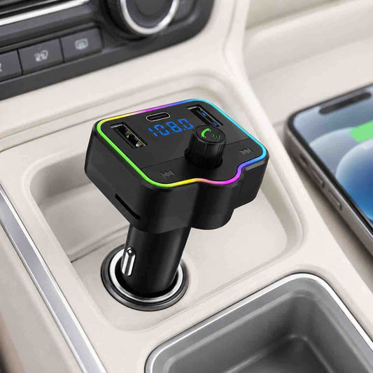 FM transmitter za auto M41 sa USB i pozivnim dugmetom