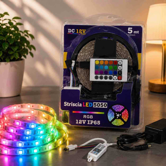 LED traka 5m RGB 5050 sa daljinskim upravljačem i adapterom (12V)