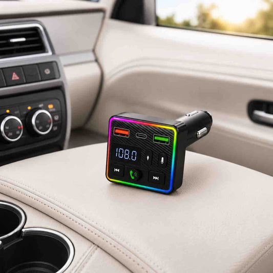 Bluetooth FM transmitter za automobil s dva USB porta i prikazom frekvencije