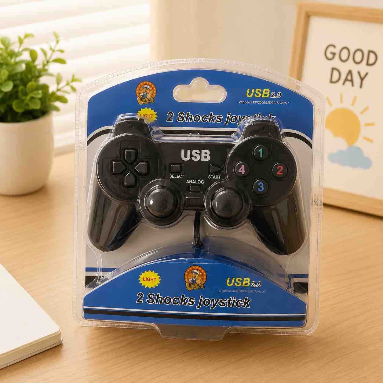 USB žični gejming džojstik sa analognim štapovima i vibracijom