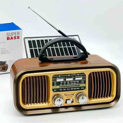 Prenosni radio retro dizajn s antenom i drvenim izgledom